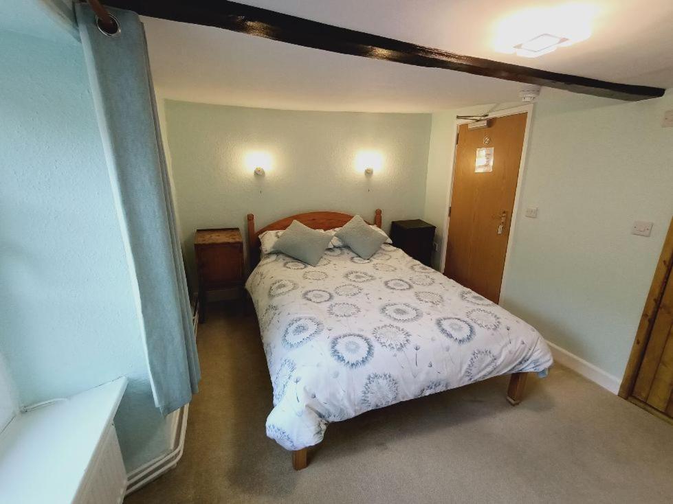 The Harp Inn Glasbury エクステリア 写真